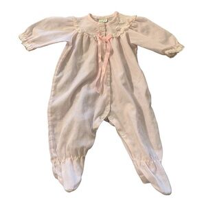 VINTAGE Isaacson Carrico 0-12 pounds months pink romper